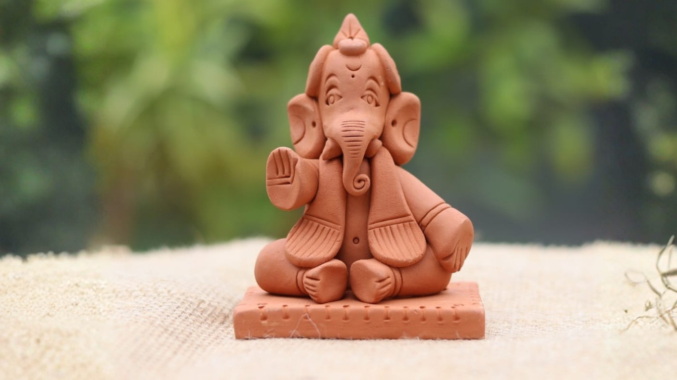 AASAVARI Terracotta Ganesha Supplier and Exporter from India